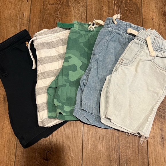 GAP Other - Baby Gap Bundle of Toddler Shorts, Size 5/5T